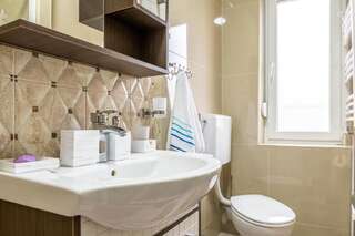Апартаменты Vujisić Apartment in the City Center Колашин Апартаменты-25
